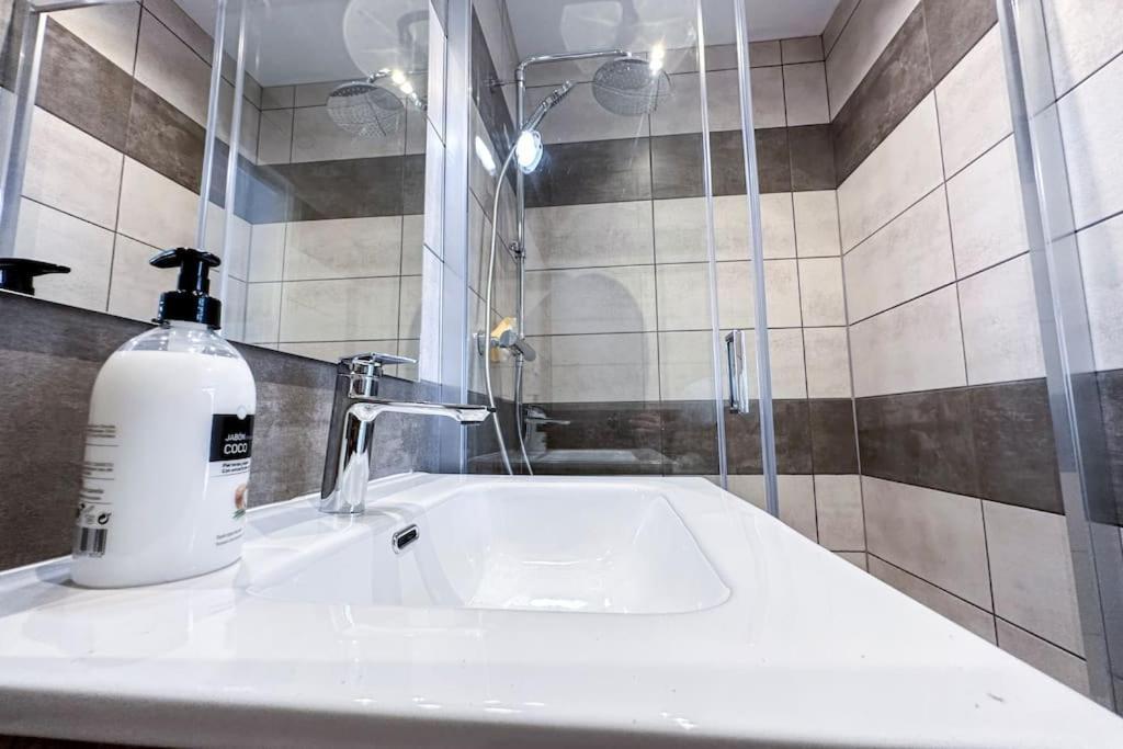 Can Romy Appartement T3 B - A 20M De La Plage De Cala Montgo L' Escala Zewnętrze zdjęcie